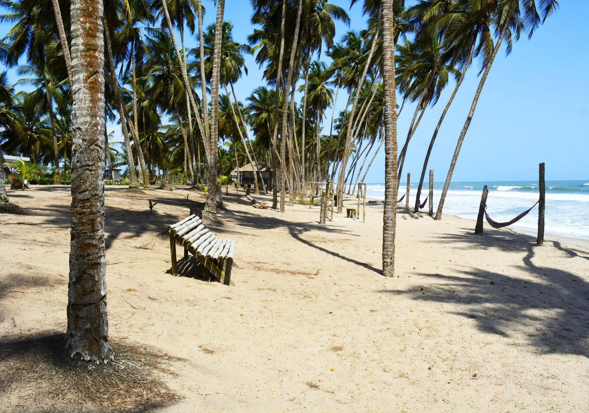 Blue Diamond Beach Resort Apam Exterior foto